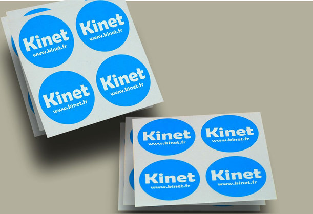 Etiquettes adhésives en vinyle blanc brillant