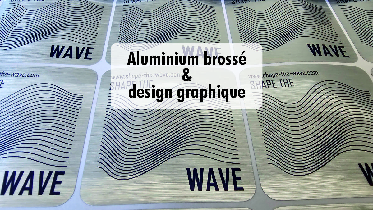 Étiquettes en aluminium brossé pour design graphique