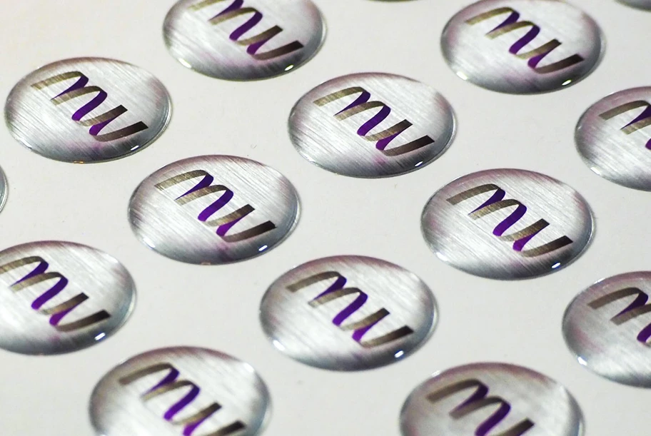 Autocollant avec doming resine 3D pour finition premium